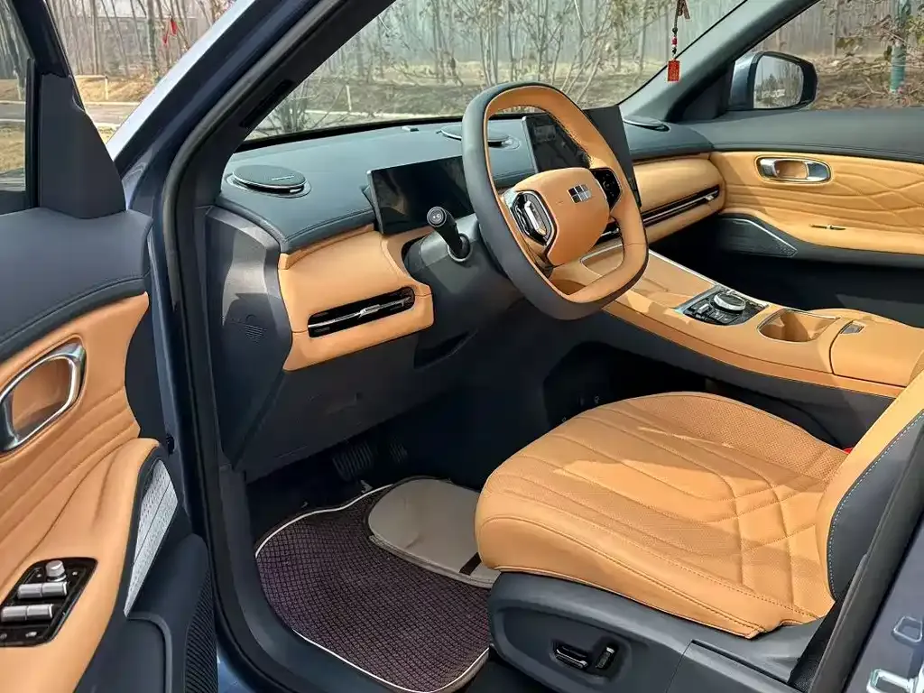 Geely Galaxy Xingjian 7 2025 из CN, фото 2