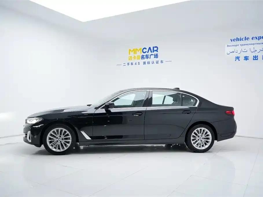 BMW 5 Series — фото 4