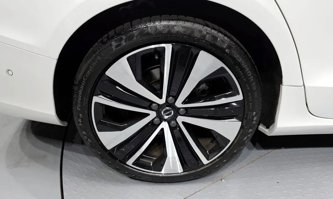 Volvo S60 2024 из KR, фото 7