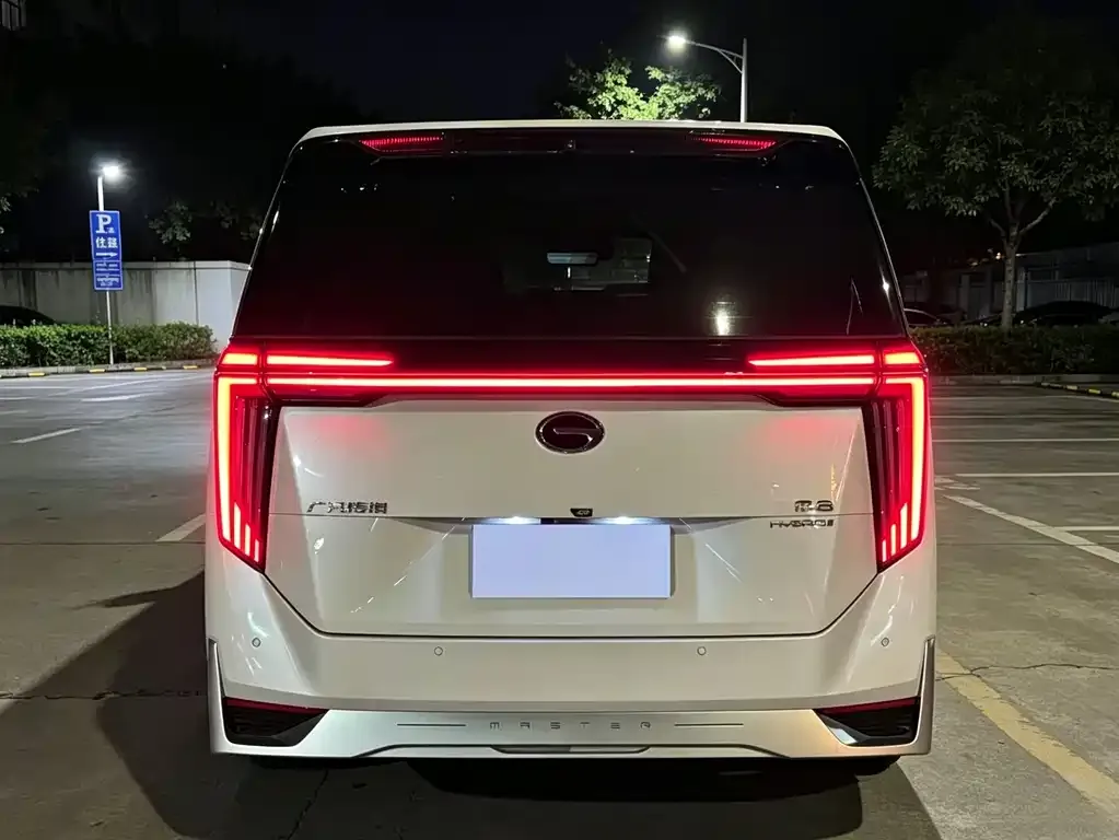 GAC Motor Trumpchi M8 — фото 8