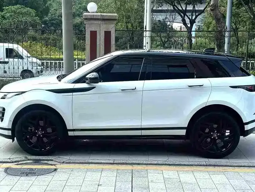 Land Rover Evoque — фото 4