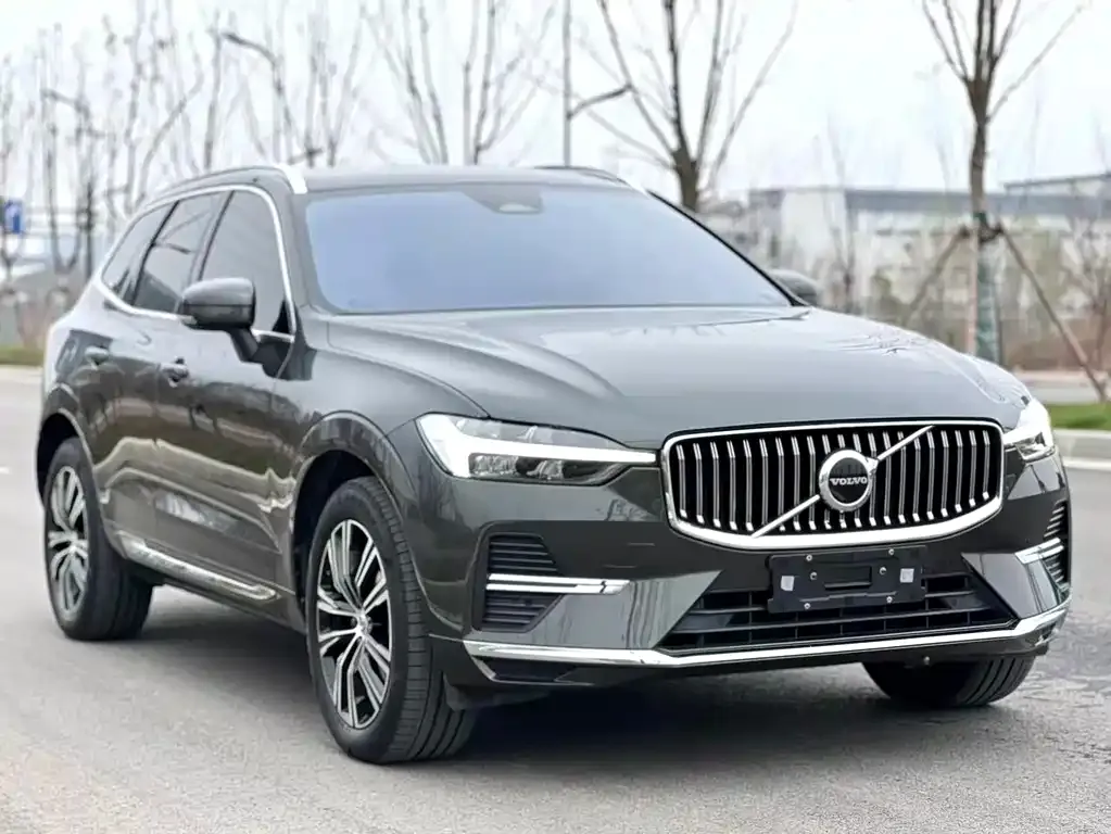 Volvo XC60 — фото 2