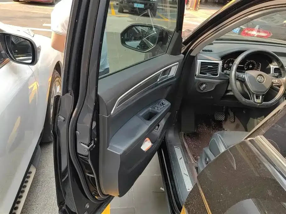 Volkswagen Teramont X 2021 из CN, фото 7