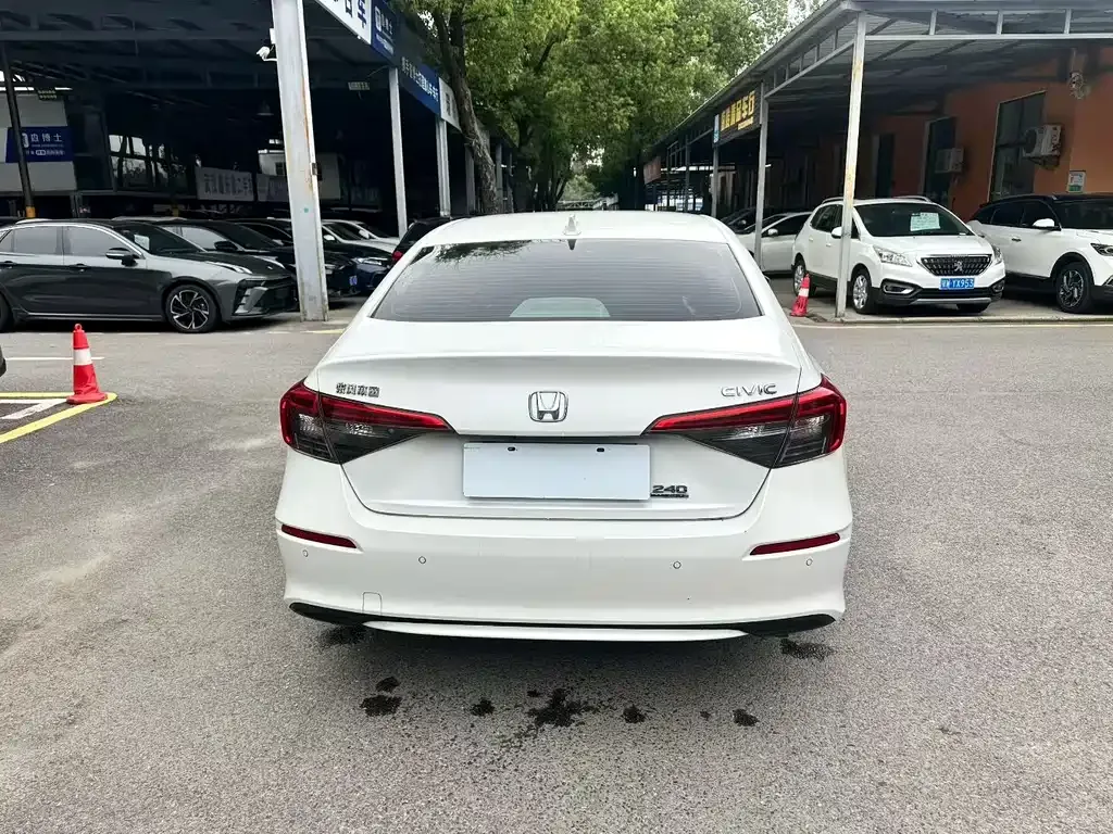 Honda Civic — фото 7
