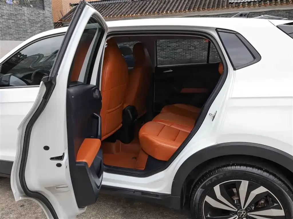 Volkswagen Tharu 2024 из CN, фото 10