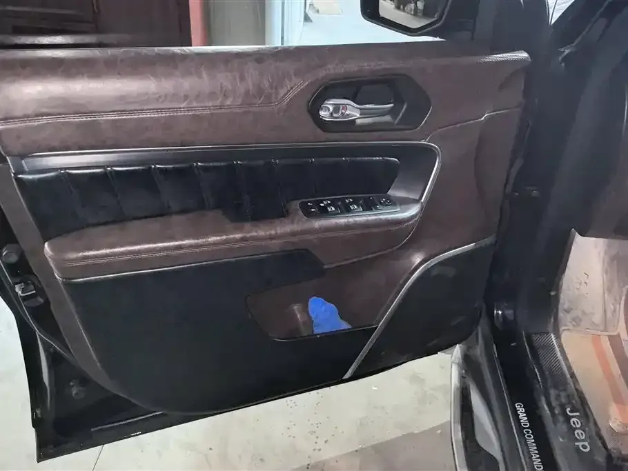 Jeep Grand Commander 2021 из CN, фото 8