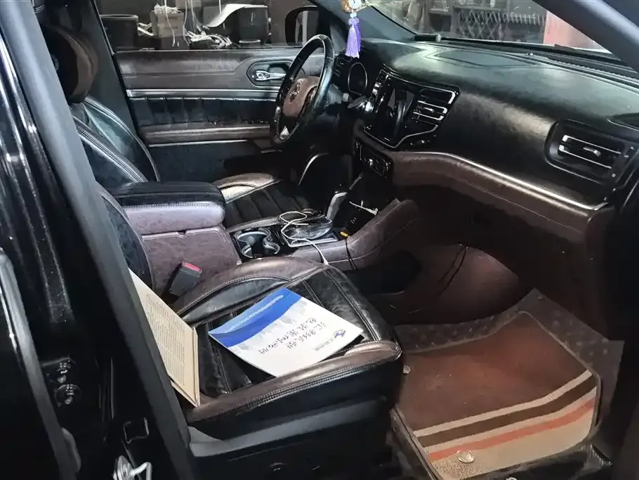 Jeep Grand Commander 2021 из CN, фото 5