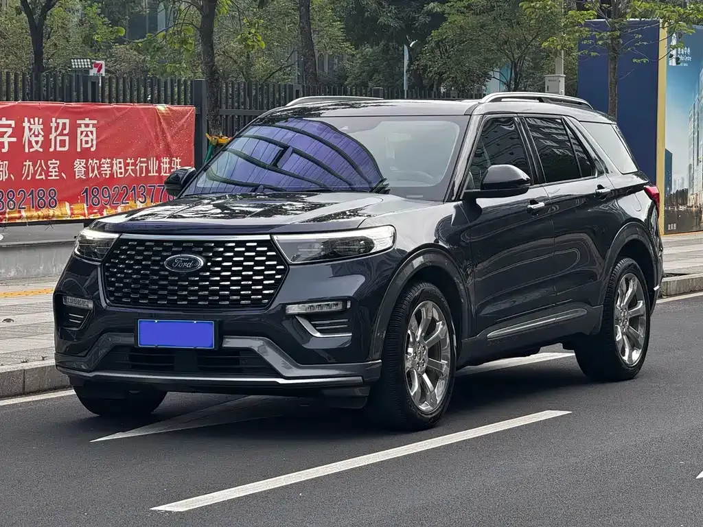 Ford Explorer 2021 из CN, фото 1