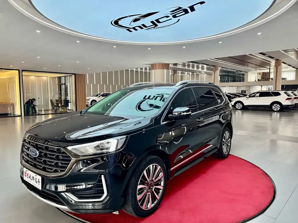 Ford Edge — фото 1