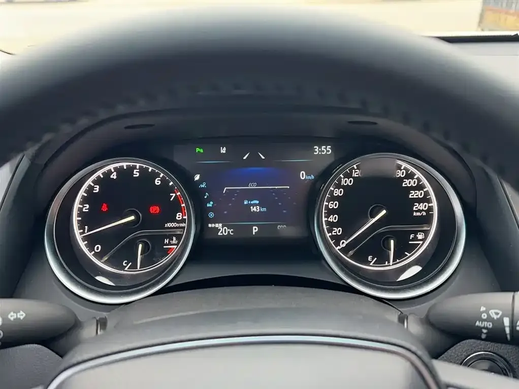 Toyota Camry 2021 из CN, фото 2