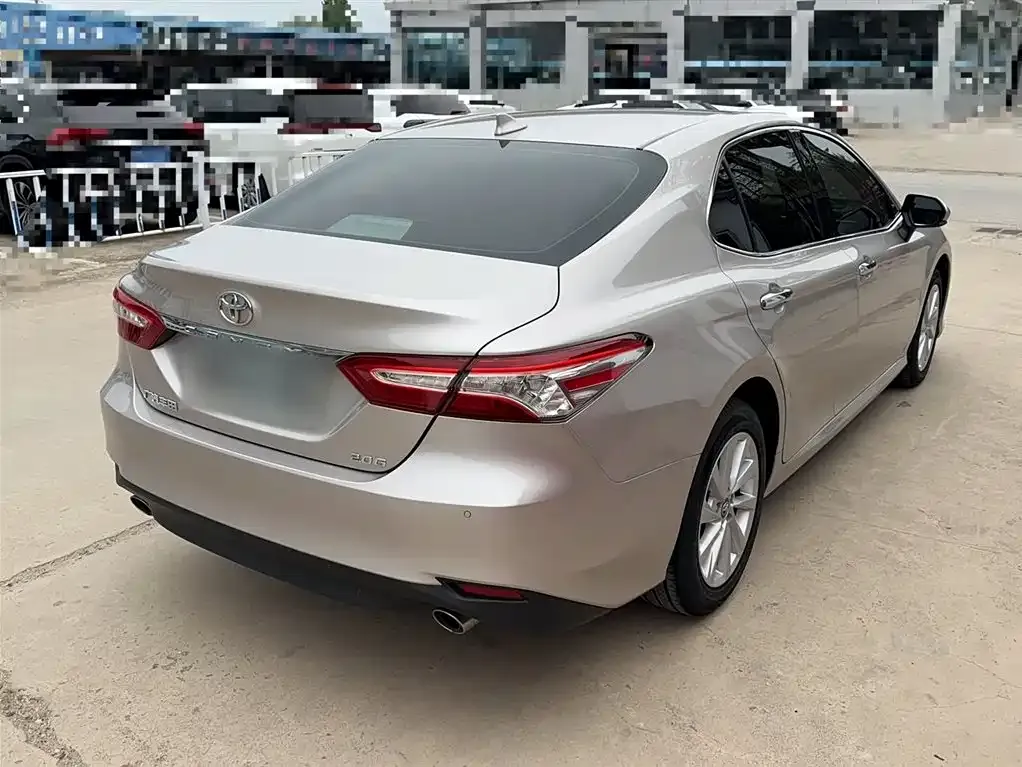 Toyota Camry 2021 из CN, фото 10