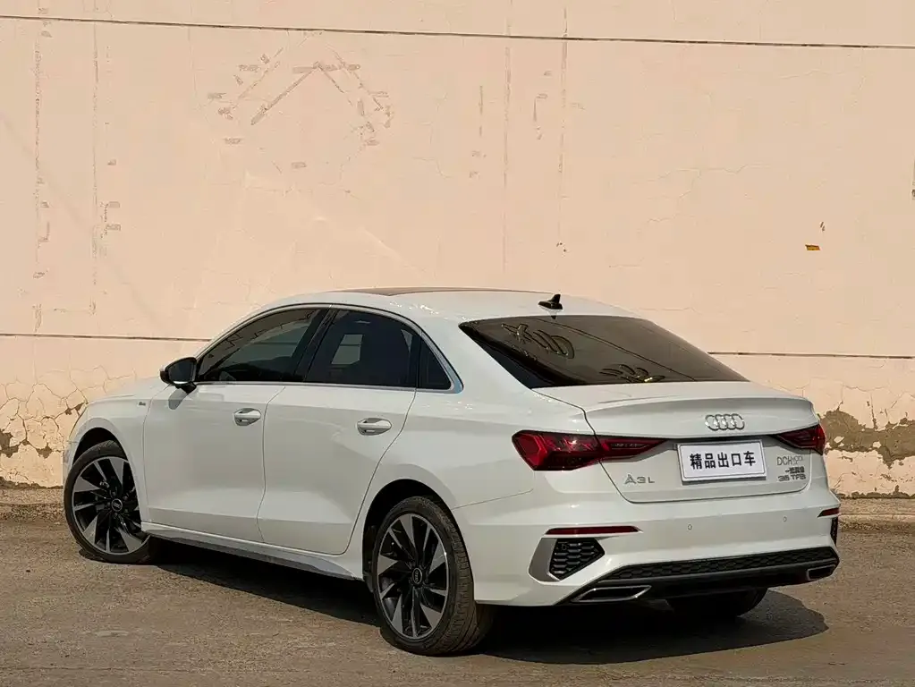 Audi A3 — фото 2