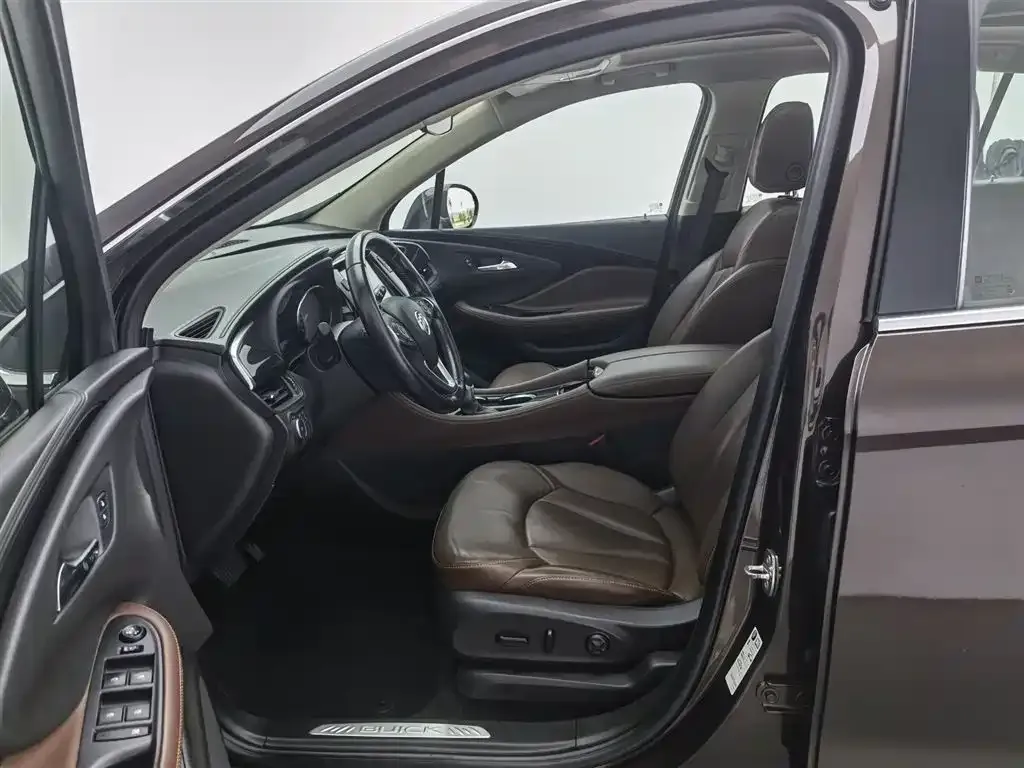 Buick Envision Plus — фото 9