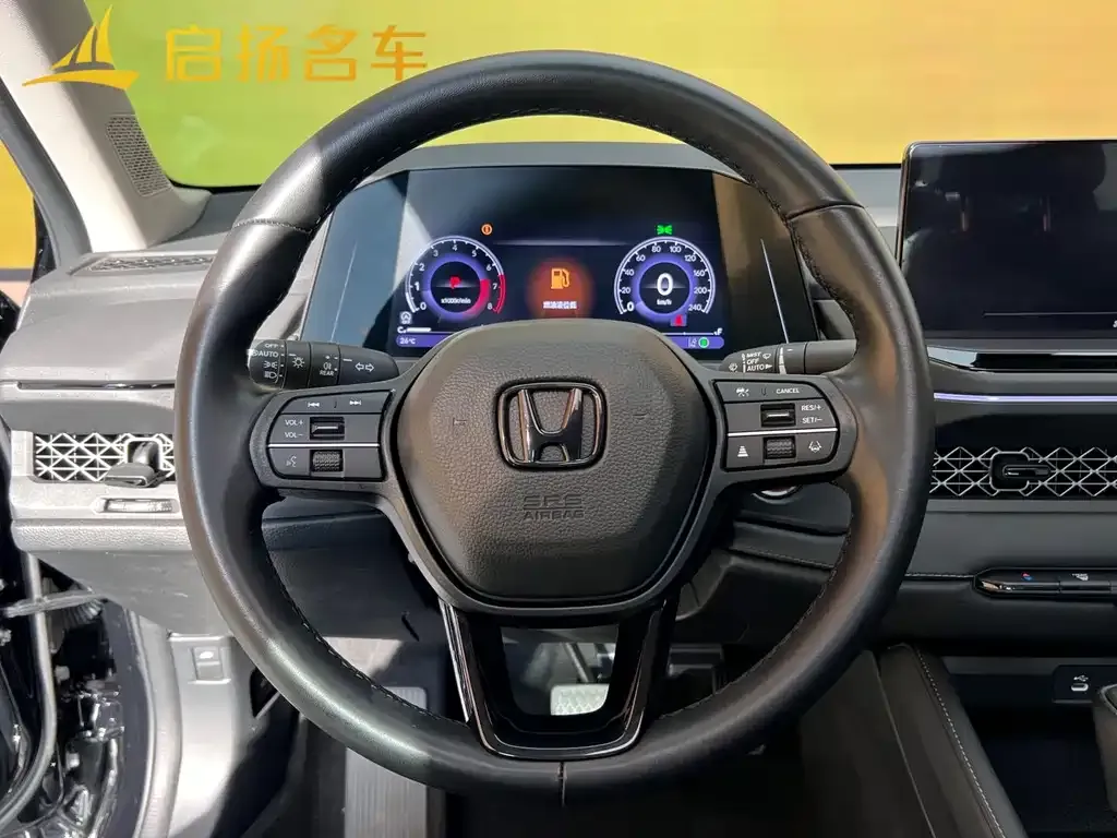 Honda Accord — фото 7