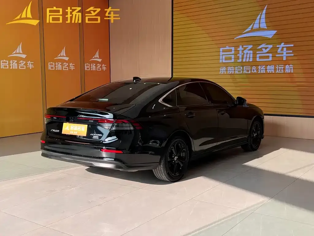 Honda Accord — фото 5