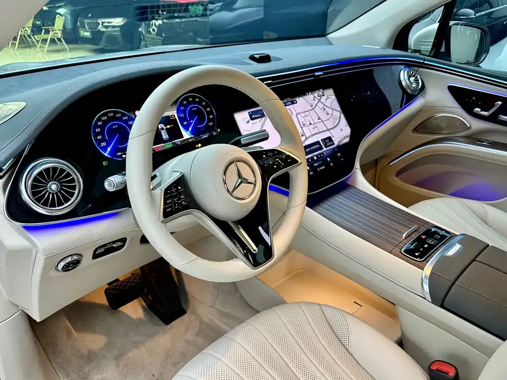 Mercedes-Benz EQS SUV 2023 из CN, фото 9