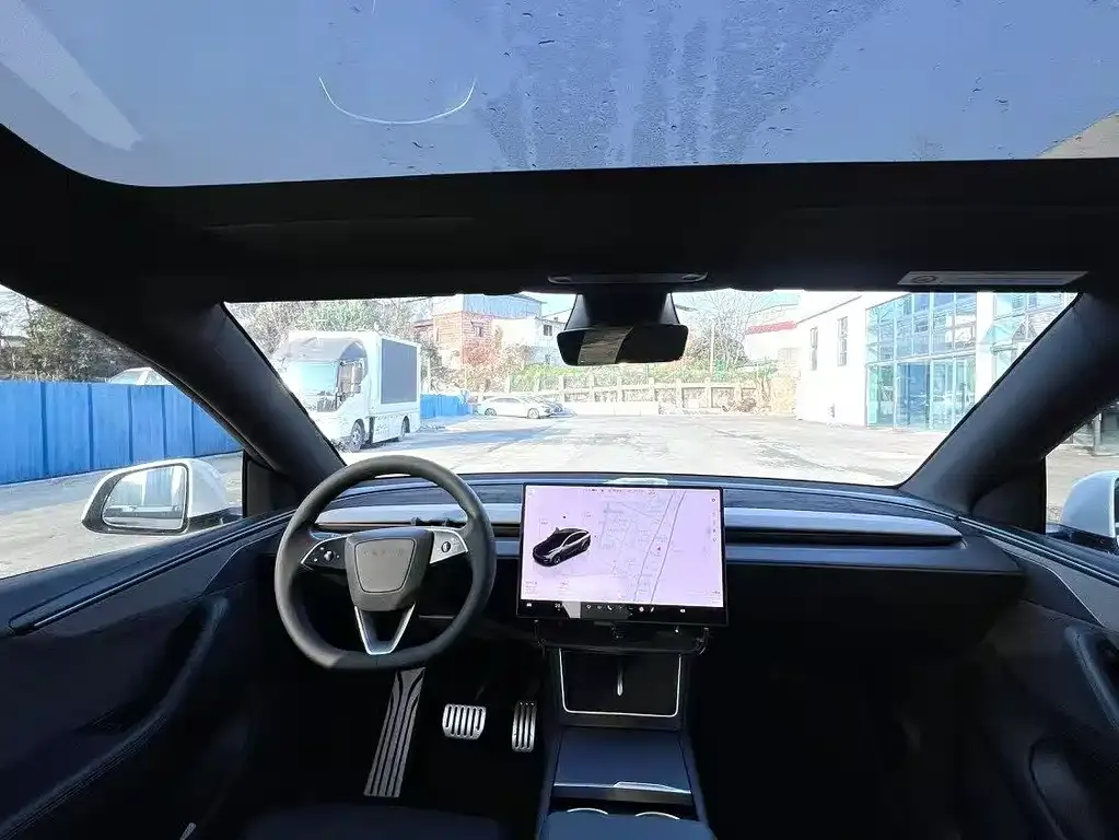 Tesla Model Y L 2025 из CN, фото 2