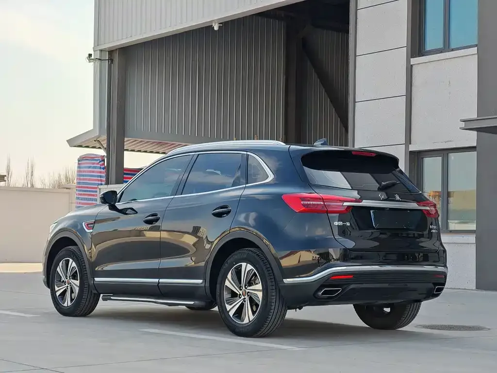 Hongqi HS5 — фото 7
