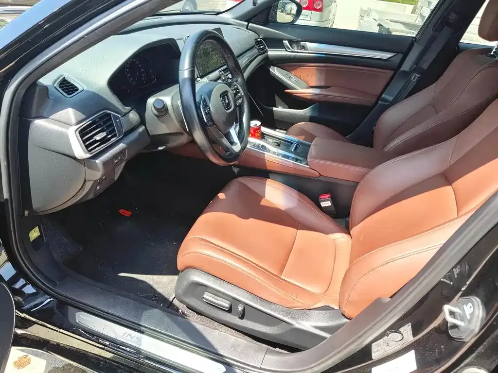 Honda Inspire — фото 10