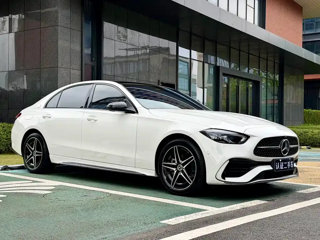 Mercedes-Benz C-Class — фото 8