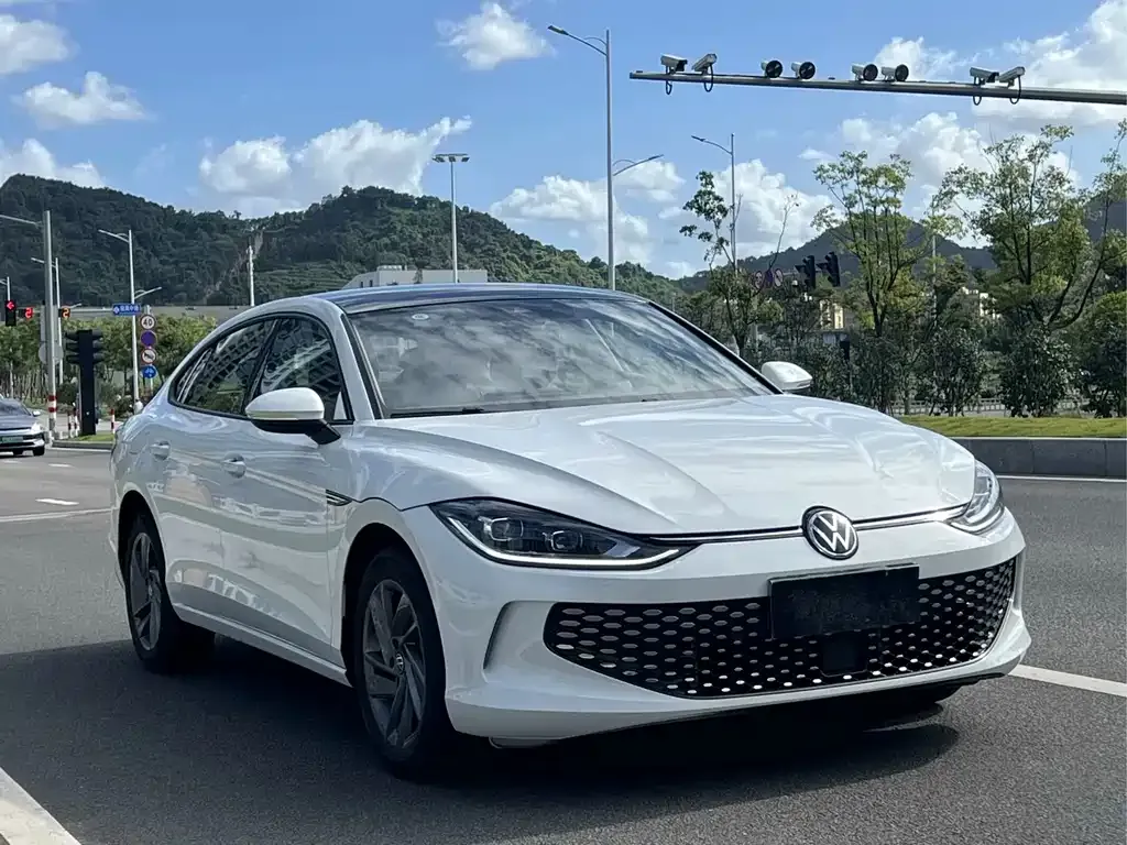 Volkswagen Lamando 2023 из CN, фото 5