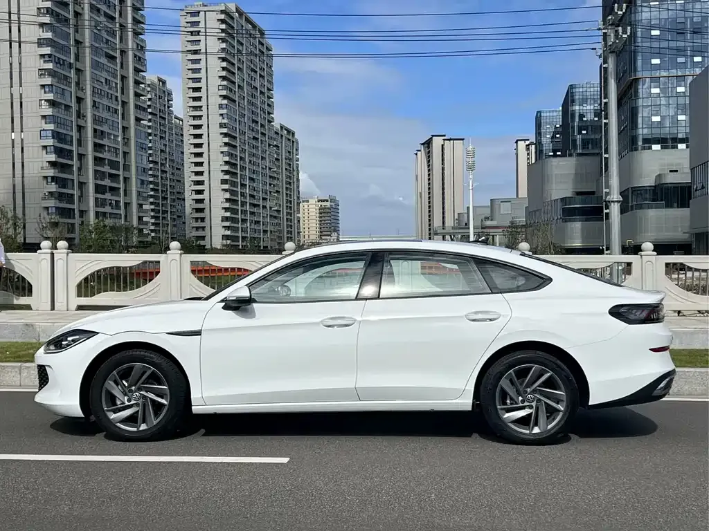 Volkswagen Lamando 2023 из CN, фото 4