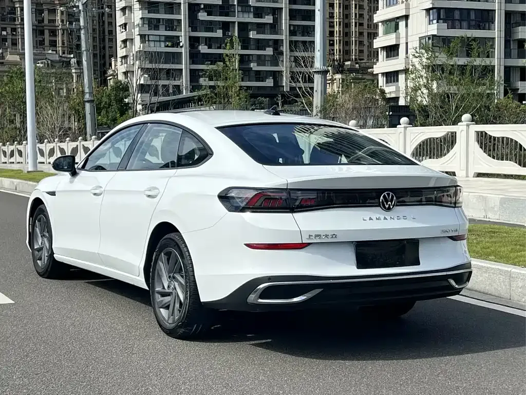 Volkswagen Lamando 2023 из CN, фото 10