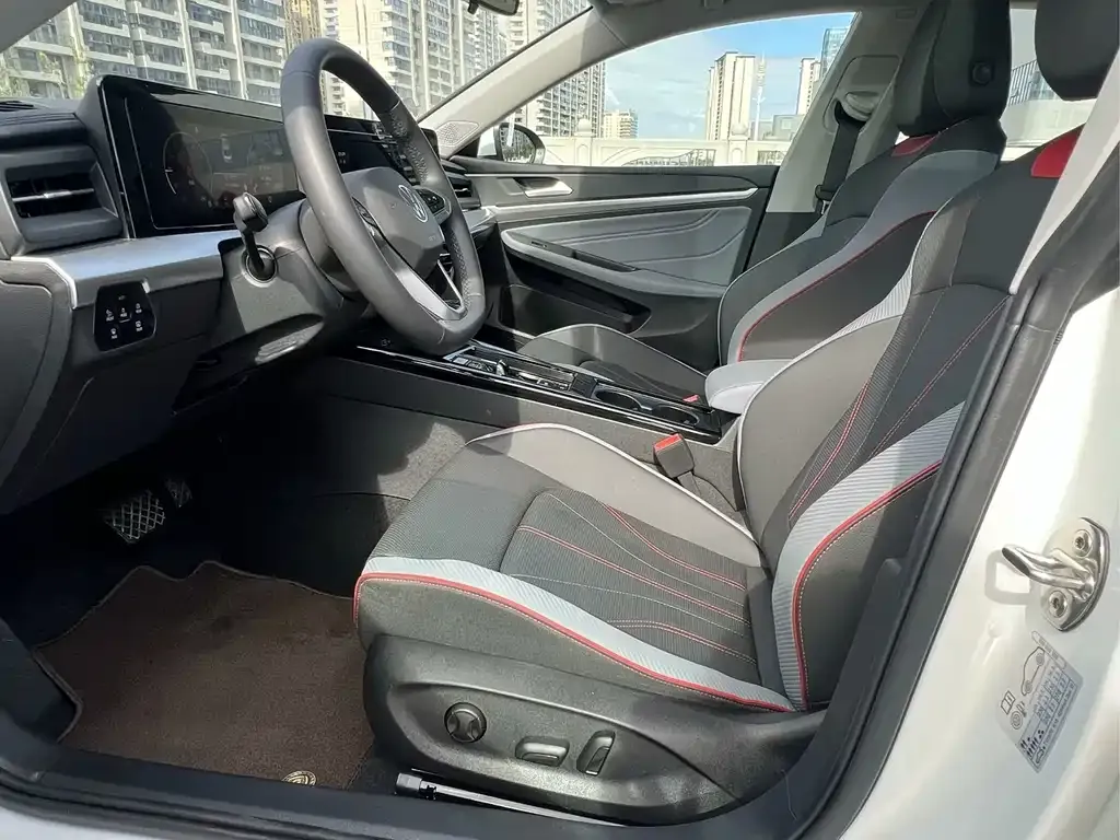 Volkswagen Lamando 2023 из CN, фото 6