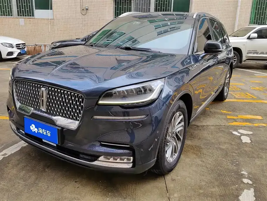 Lincoln Aviator — фото 1