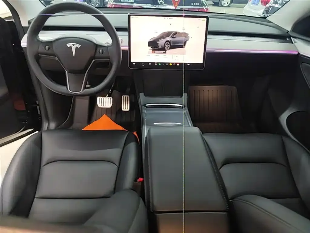 Tesla Model Y — фото 4