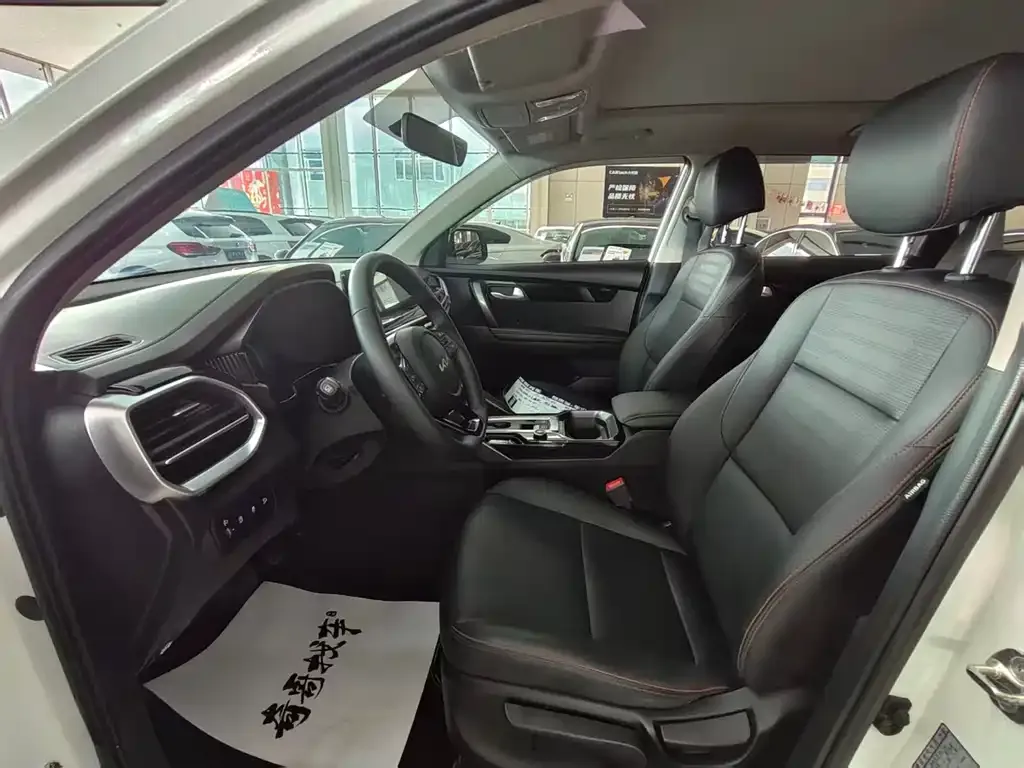 Kia Sportage — фото 2