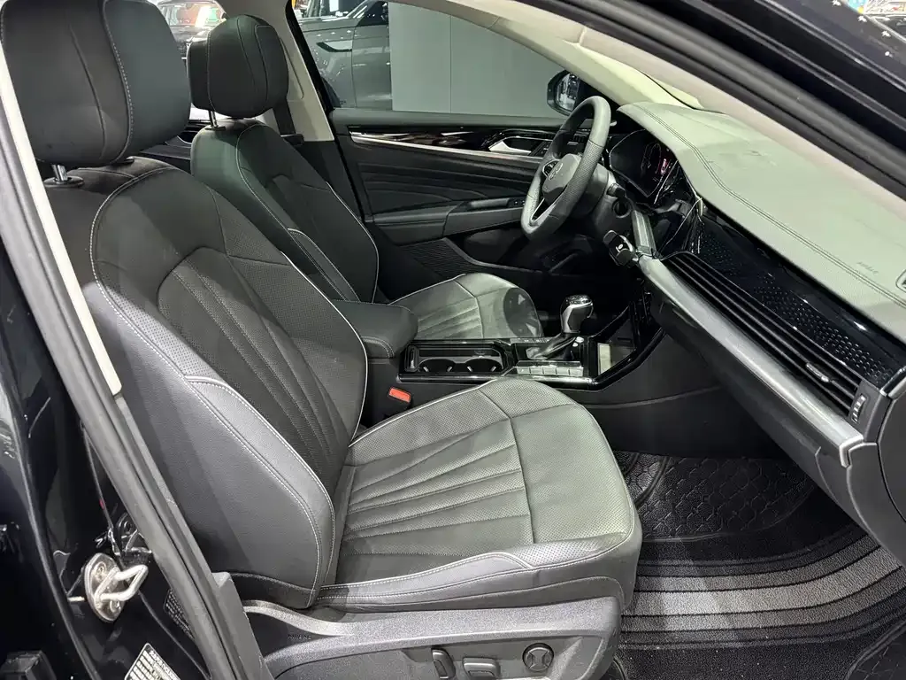 Volkswagen Passat — фото 5