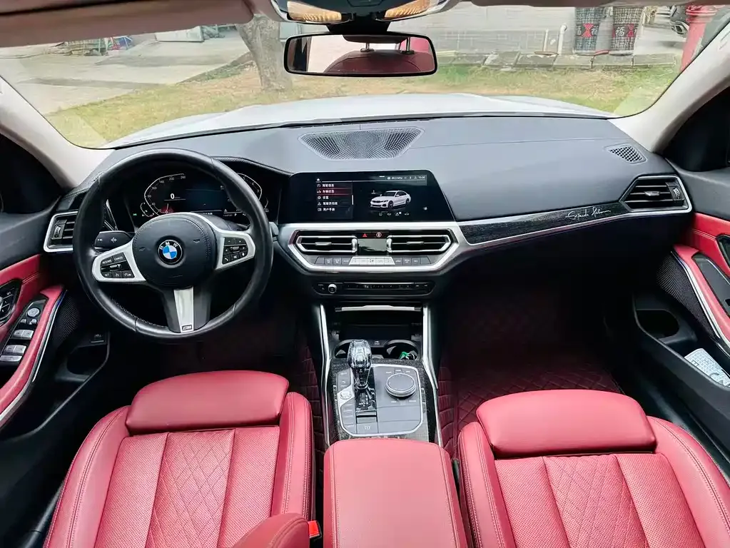 BMW 3 Series 2022 из CN, фото 6