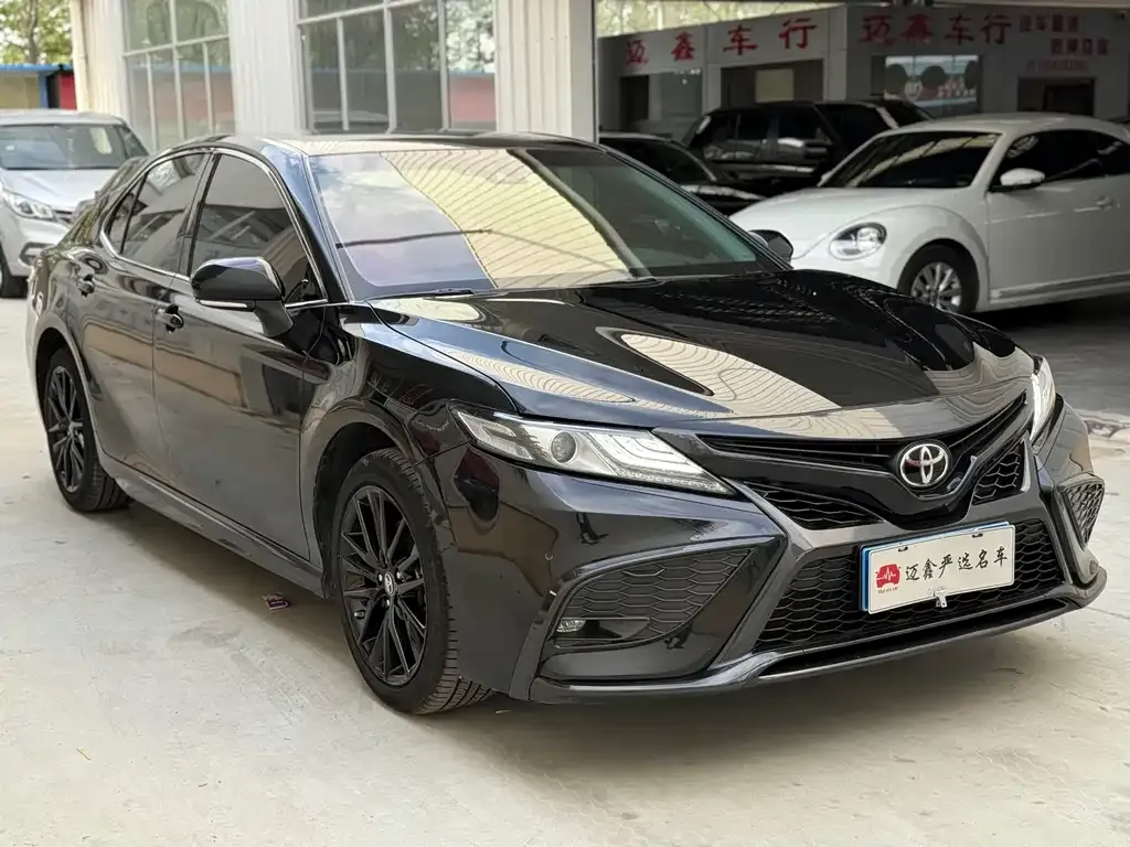 Toyota Camry 2024 из CN, фото 8
