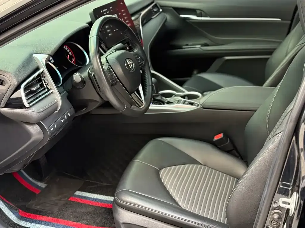 Toyota Camry 2024 из CN, фото 9