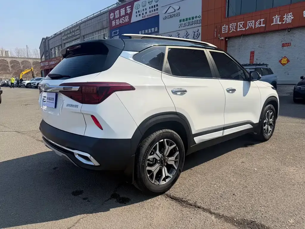 Kia KX3 — фото 5
