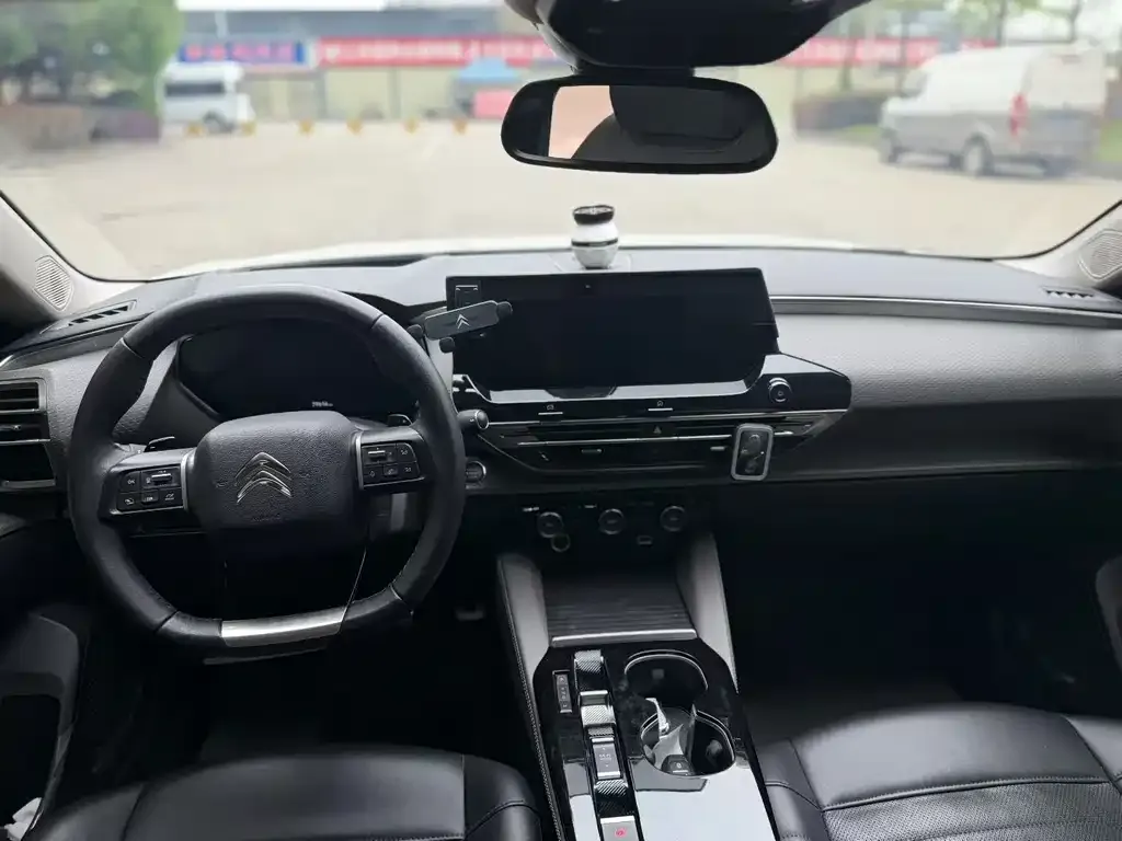Citroen C5 X 2023 из CN, фото 6