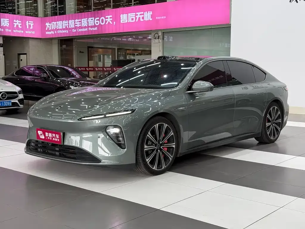 NIO ET7
