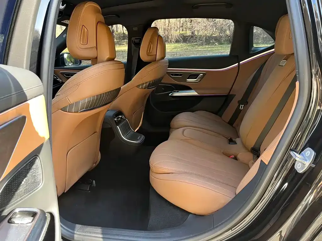 Mercedes-Benz E-Class New Energy — фото 4