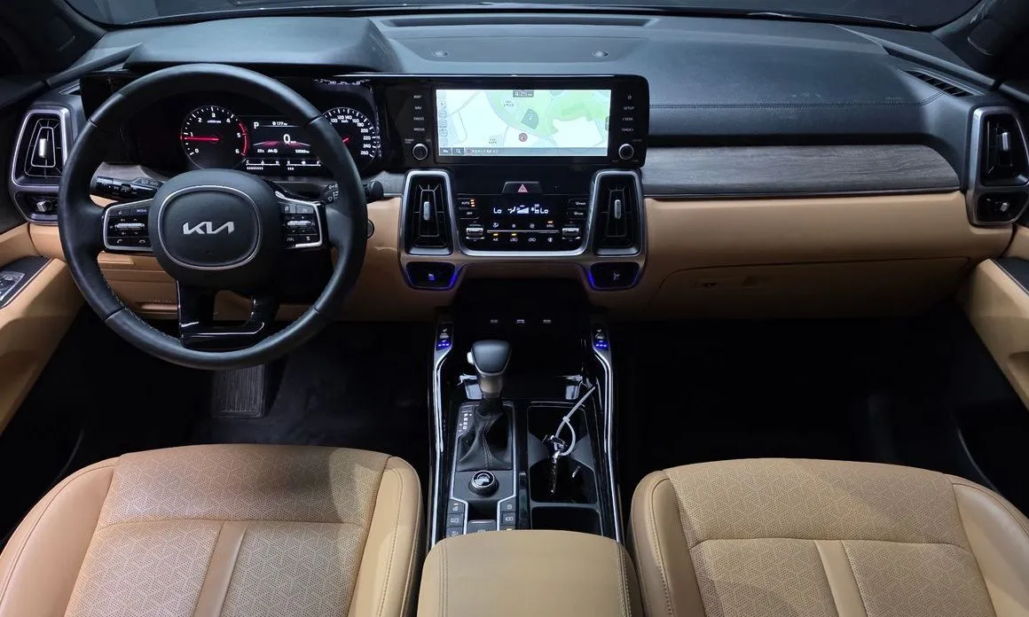 Kia Sorento — фото 8
