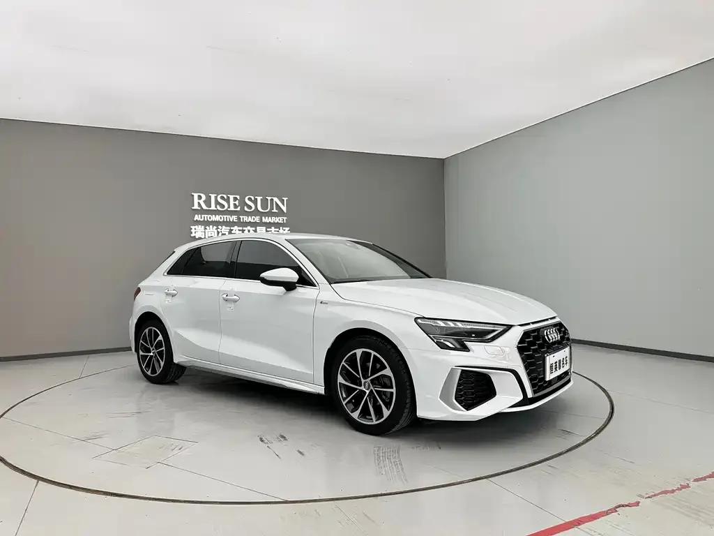 Audi A3 2021 из CN, фото 3