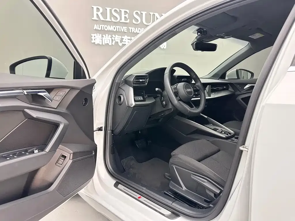 Audi A3 2021 из CN, фото 4