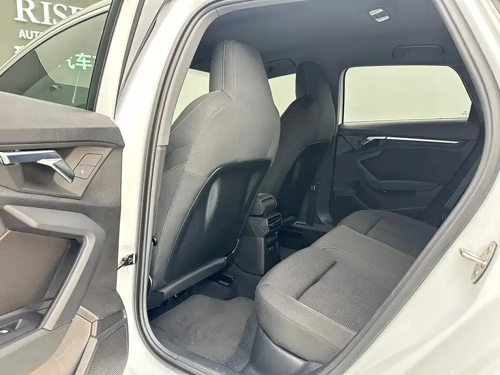 Audi A3 2021 из CN, фото 9