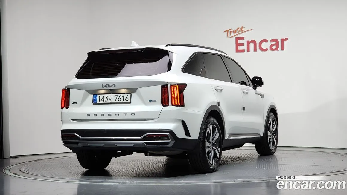 Kia Sorento — фото 5