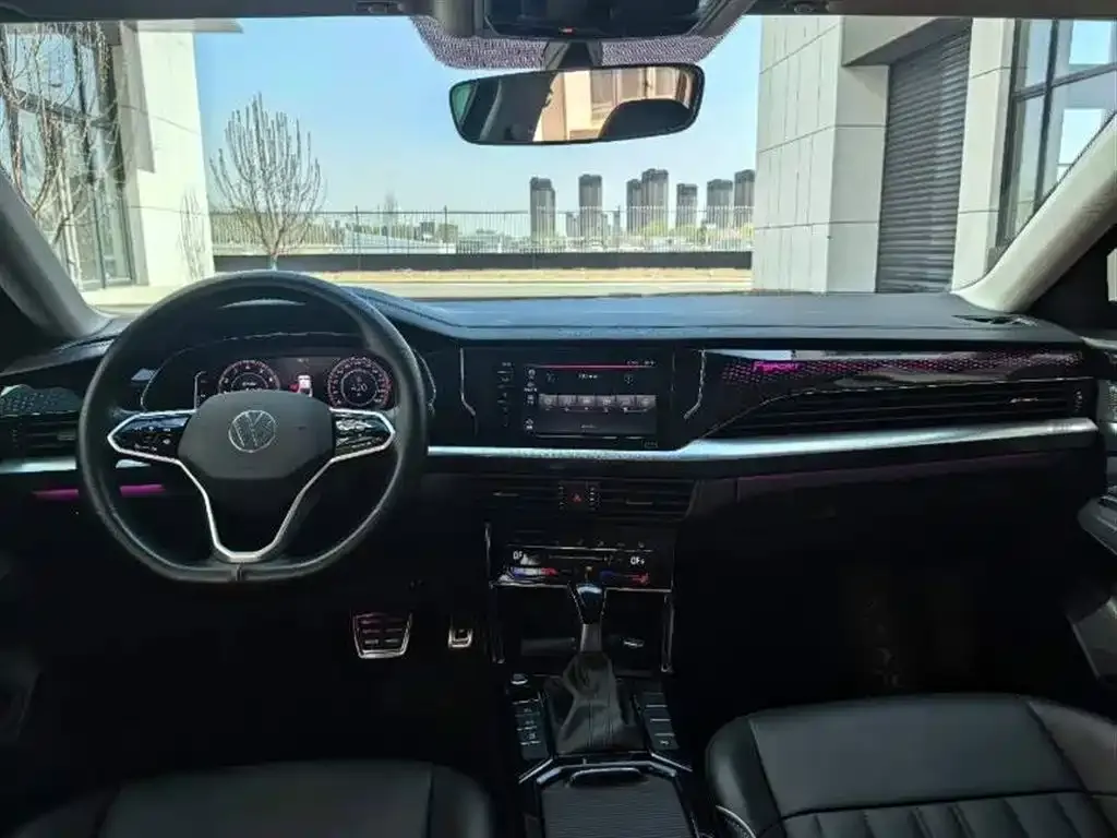 Volkswagen Passat — фото 7