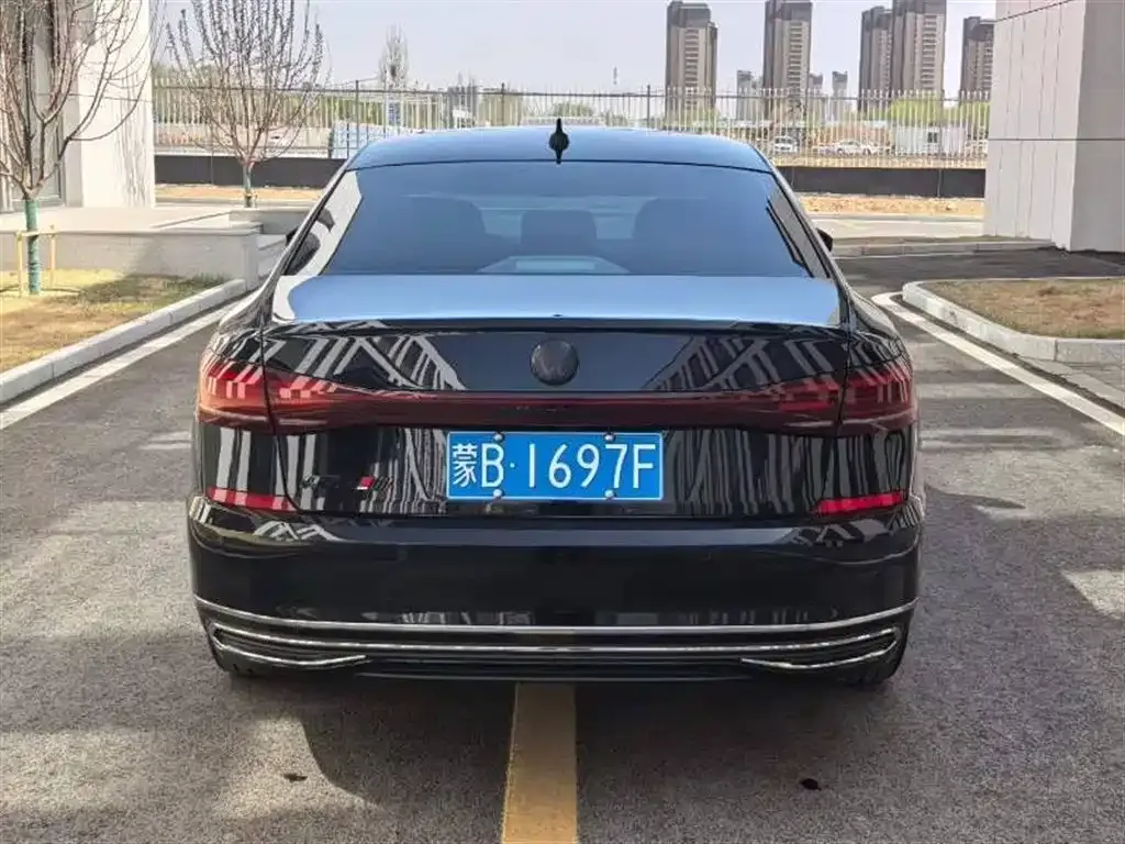 Volkswagen Passat — фото 9