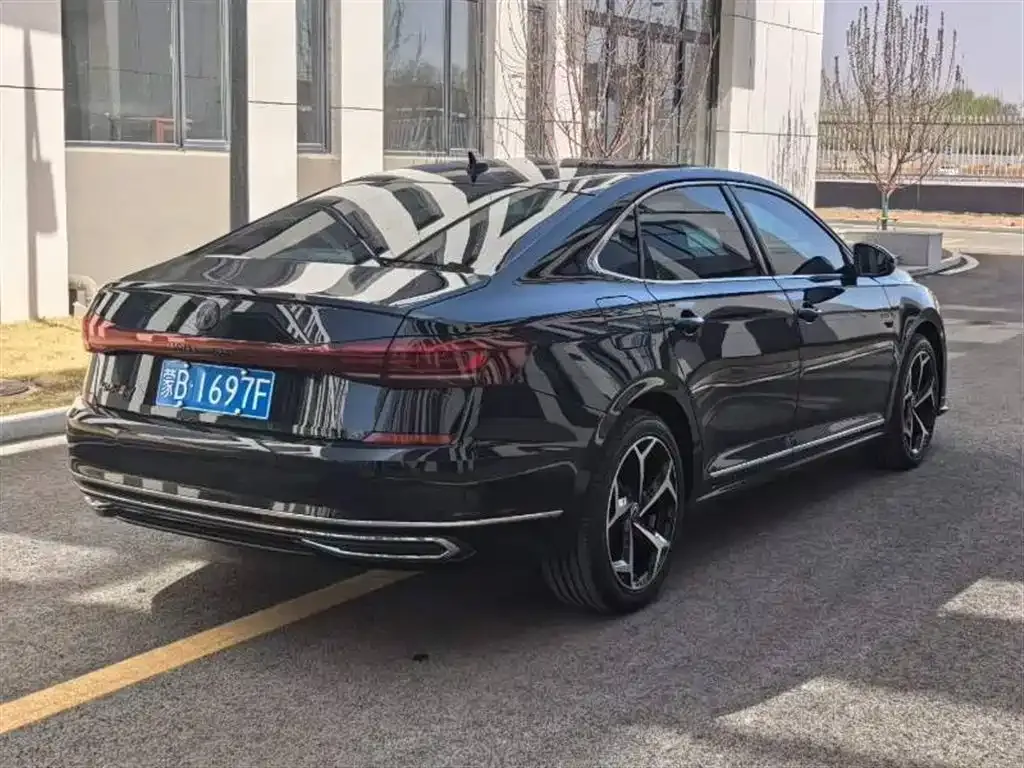 Volkswagen Passat — фото 6