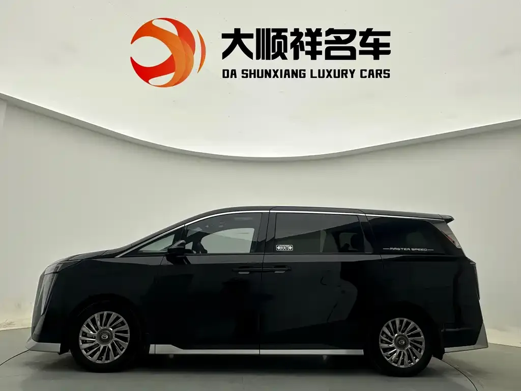 GAC Motor Trumpchi M8 — фото 3