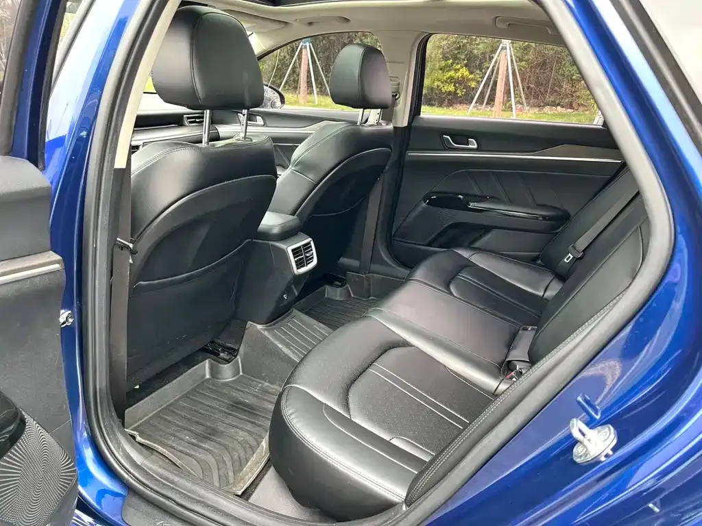 Kia K5 2021 из CN, фото 3