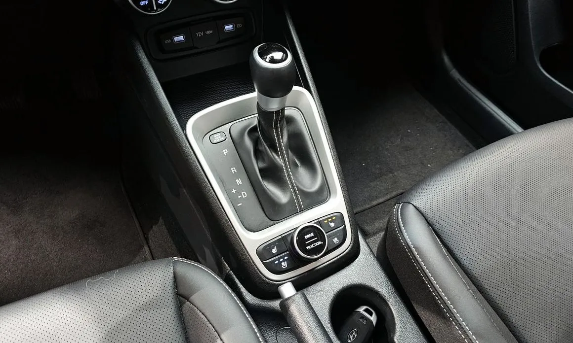 Hyundai Venue 2022 из KR, фото 8